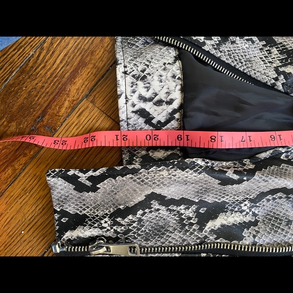 Snakeskin Motorcycle Jacket - Picture 5 of 5